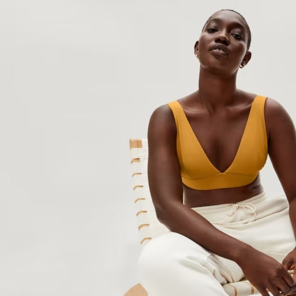 NWT Everlane Triangle bikini top in yellow size large - Picture 6 of 7